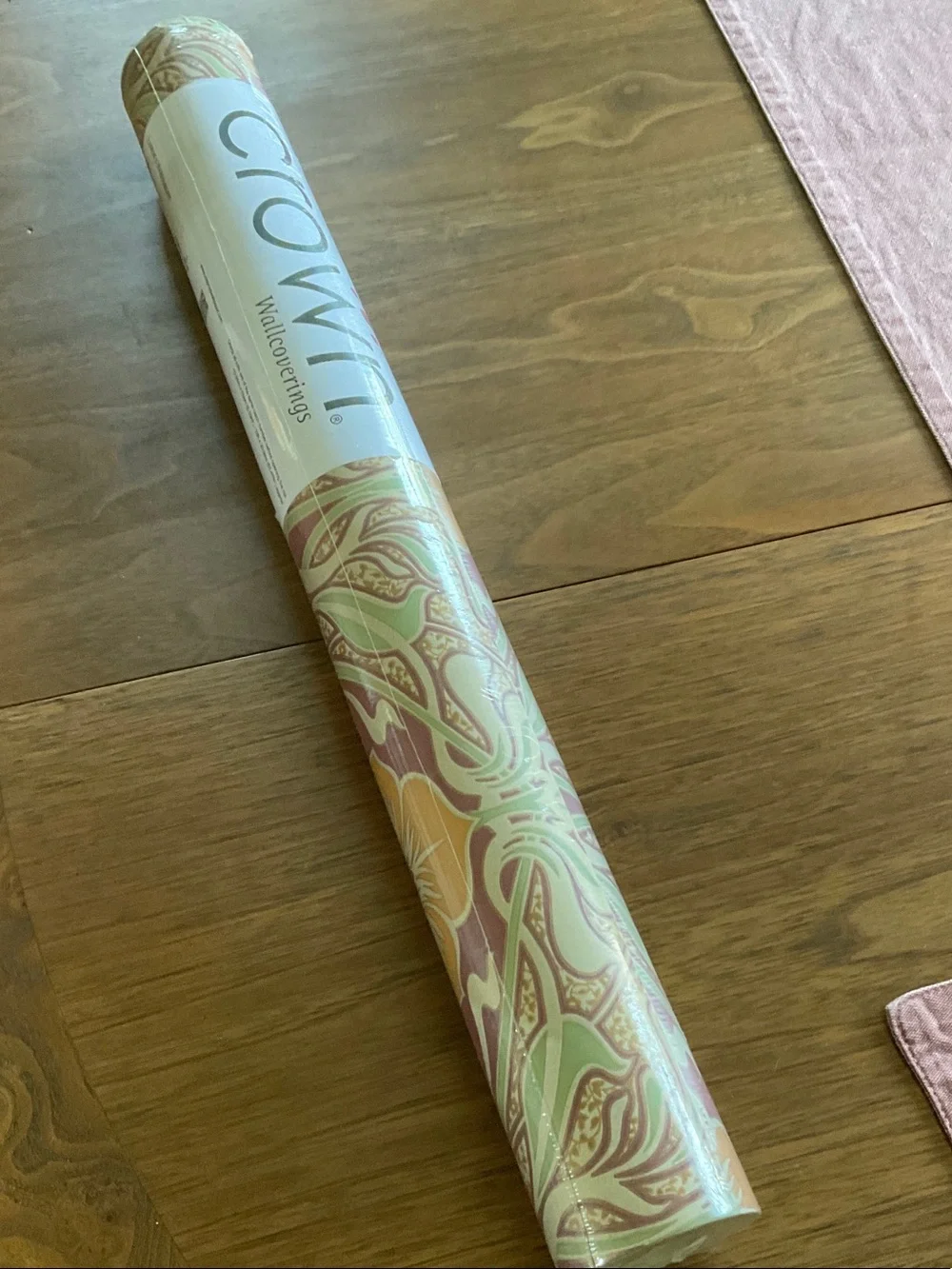 1 roll Crown Wallcoverings Flora Nouveau in Russett